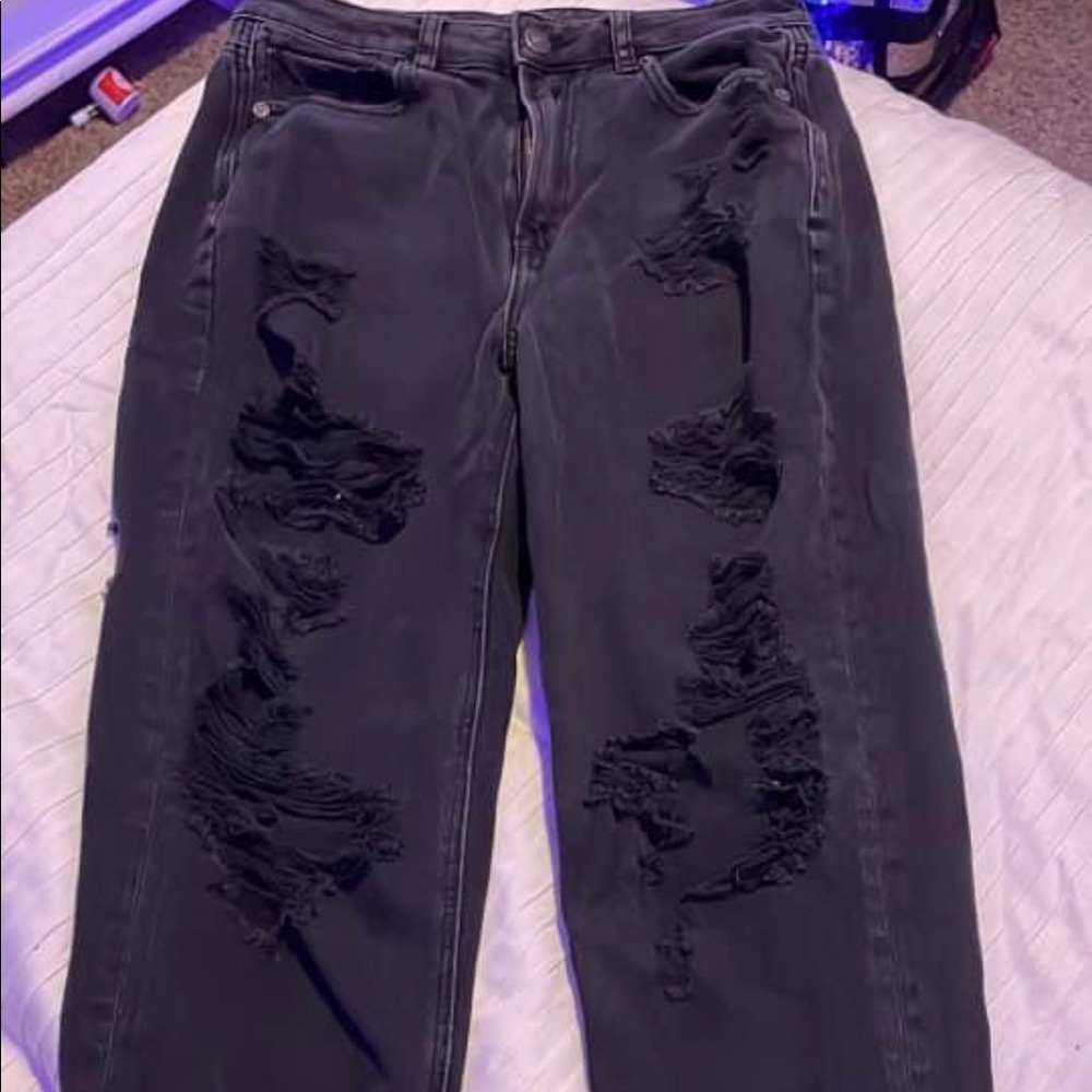 American Eagle Mom Jean